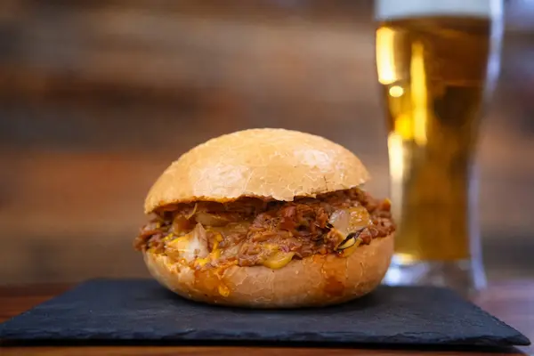Hamburger Pulled Pork
